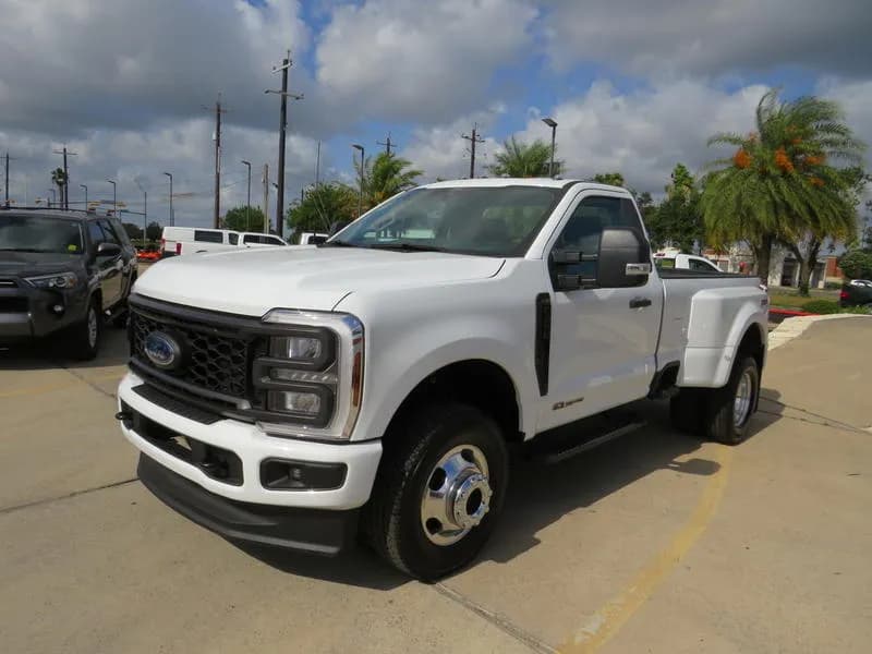 2026 Ford F-350 REG CAB
