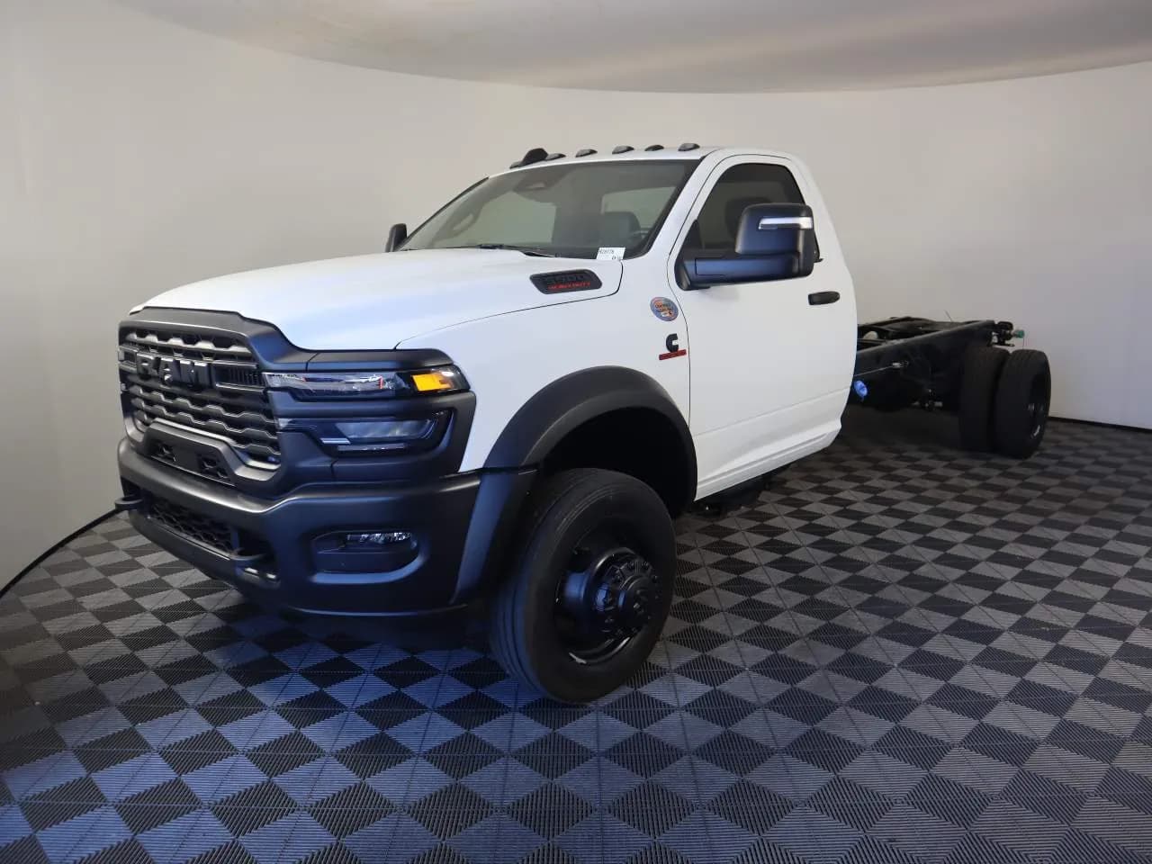 2026 Ram 5500 - Chassis