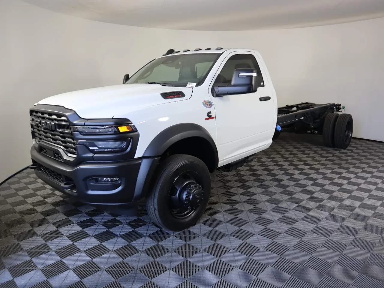 2026 Ram 5500 - Chassis