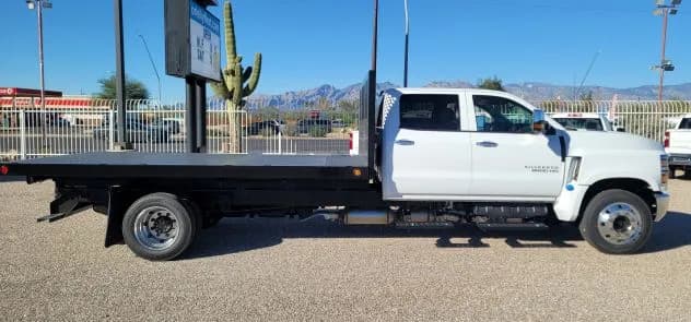 2025 Chevrolet Silverado 6500