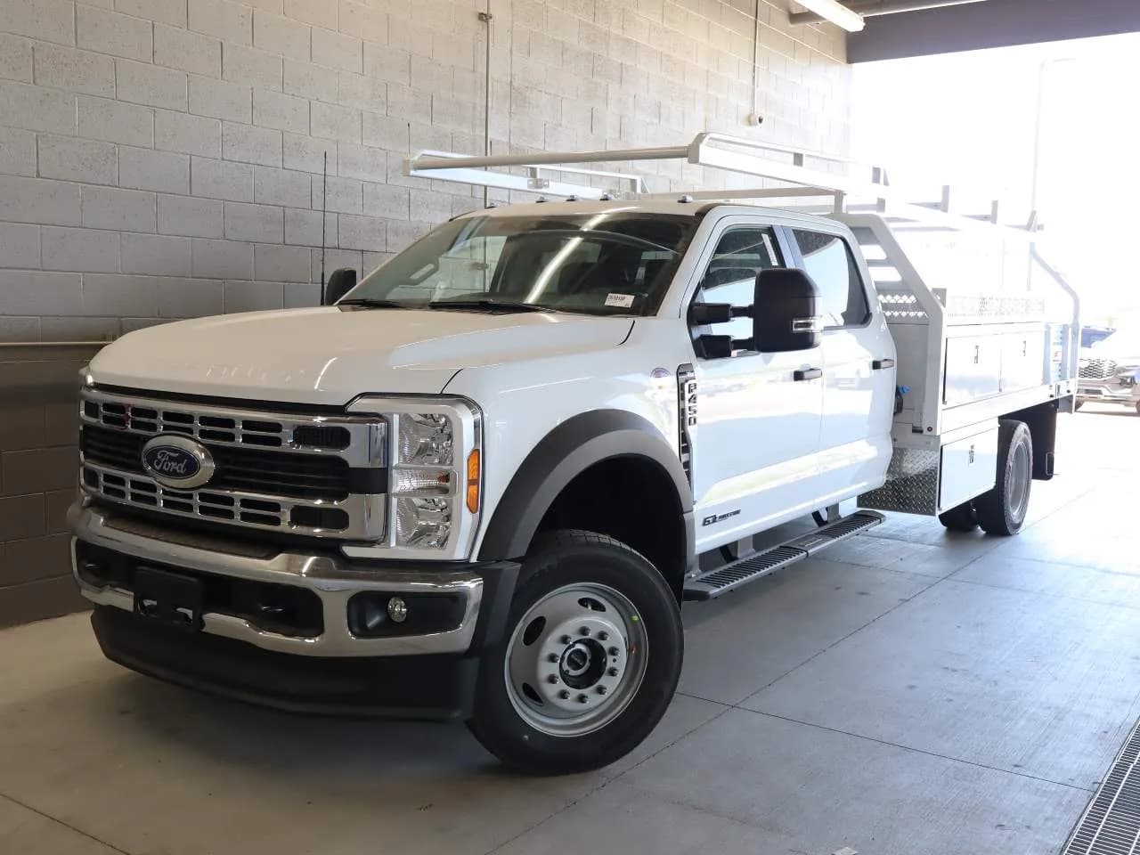 2026 Ford F-450 Super Duty Crew Cab - Pickup