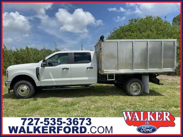 2026 Ford F-350 Crew Cab - Dump