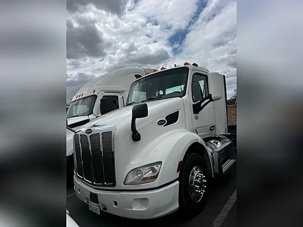 2018 Peterbilt -