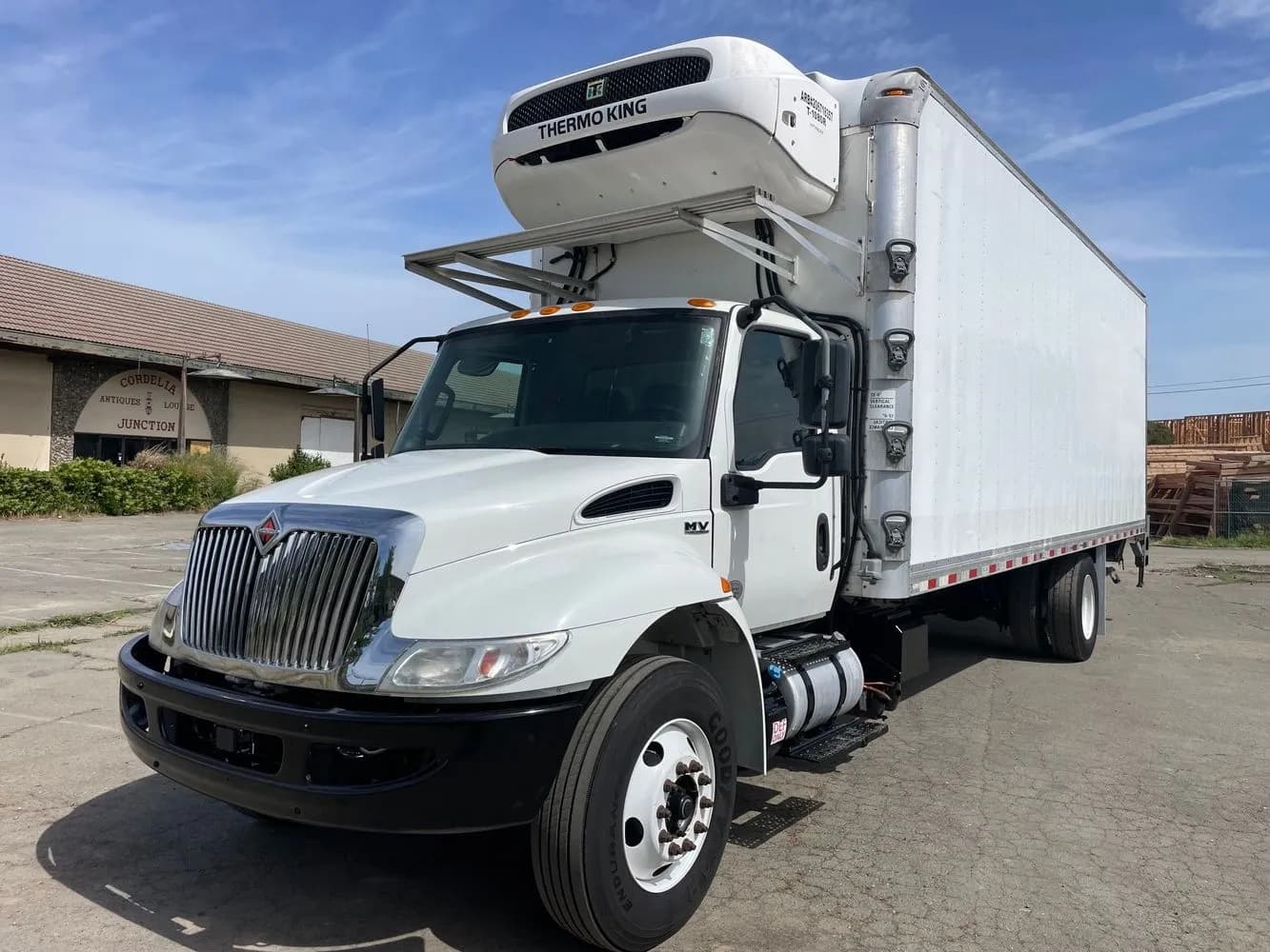 2019 International MV607 - Refrigerated
