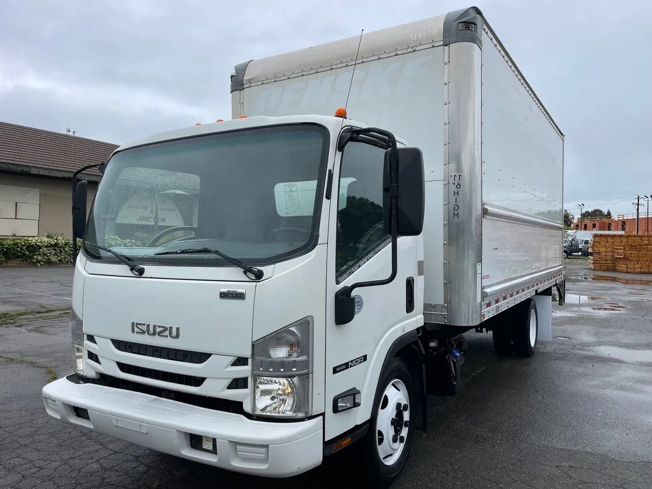 2020 Isuzu NQR