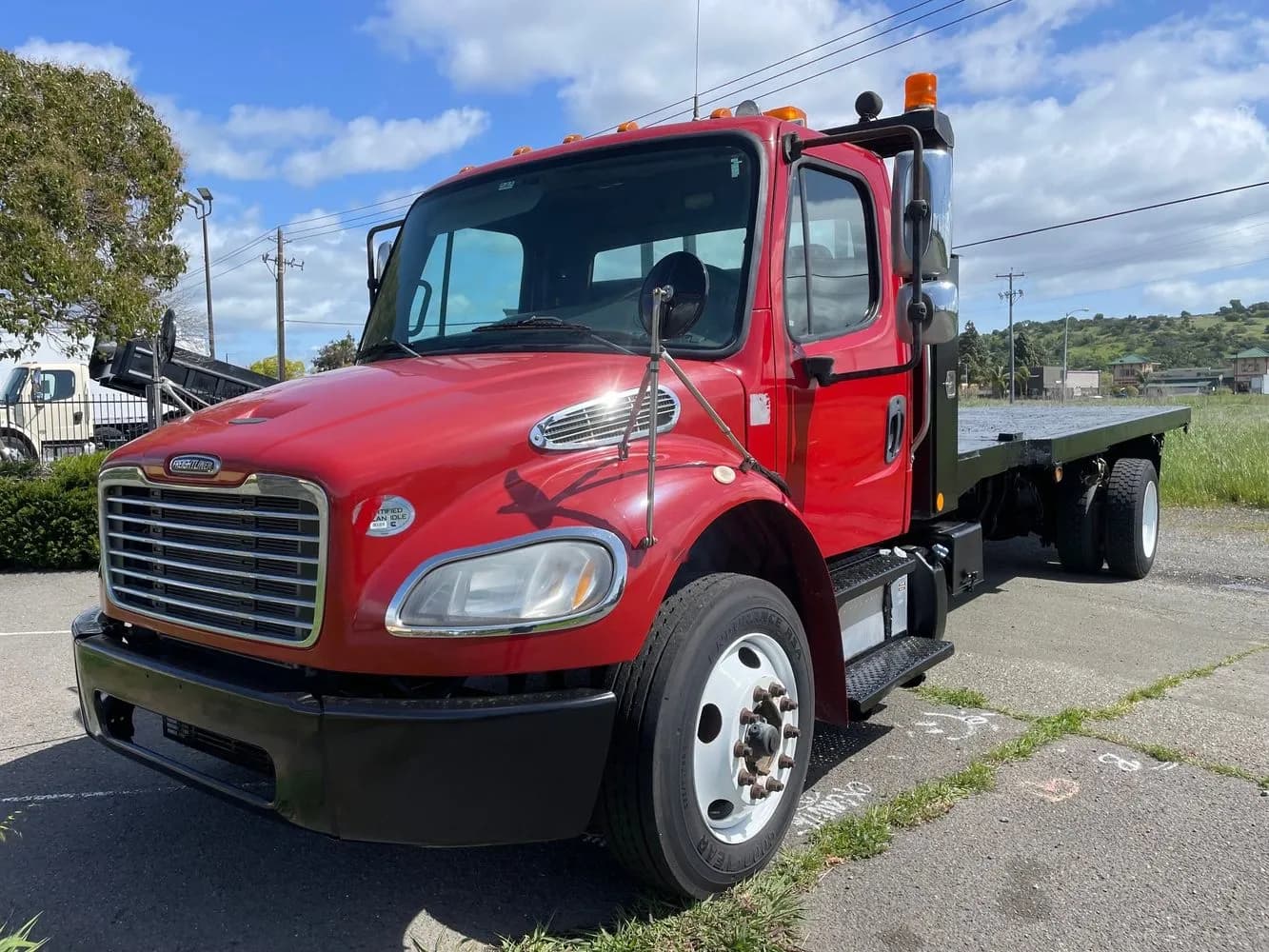 2016 Freightliner M2 106 - Flatbed