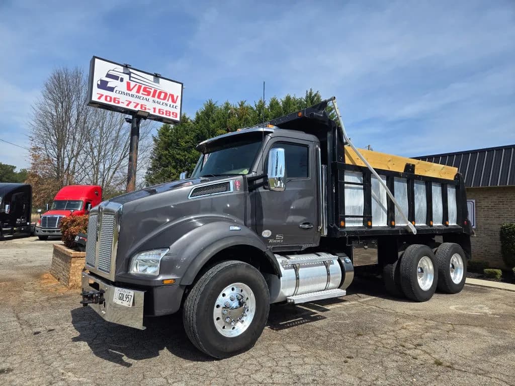 2020 Kenworth T880