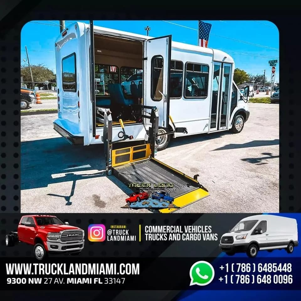 2020 Ford Transit Cutaway 350 HD XL Cutaway Van 2D - Box