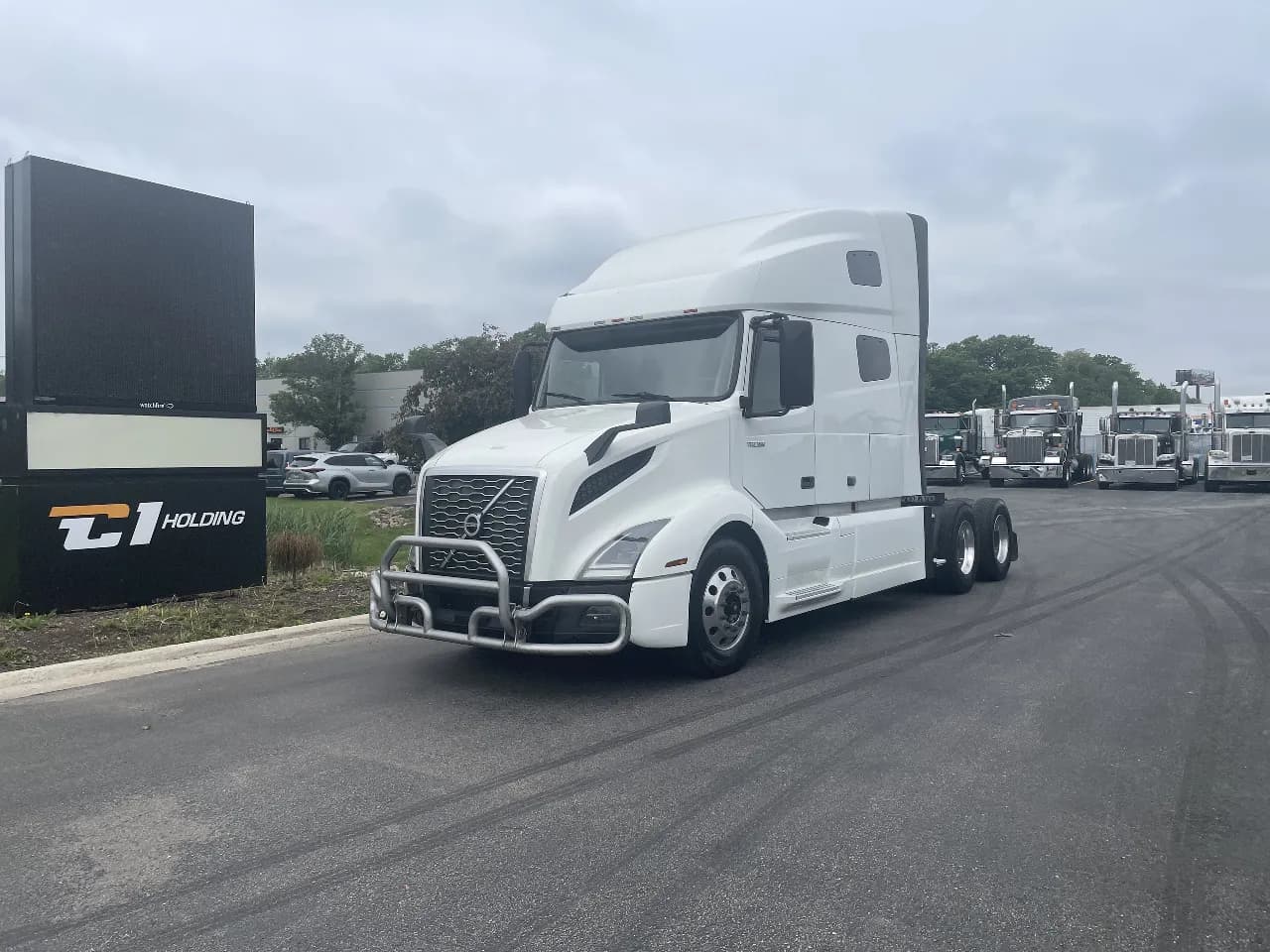 2019 Volvo VNL 760 - Sleeper