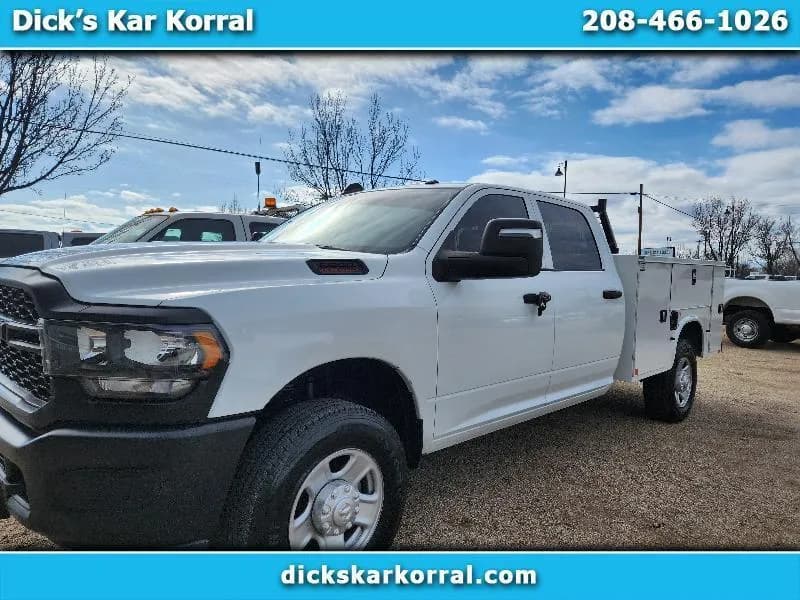 2023 Ram 3500 ST Crew Cab LWB