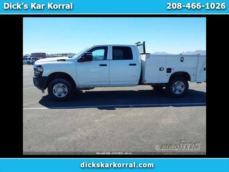 2023 Ram 3500 ST Crew Cab LWB