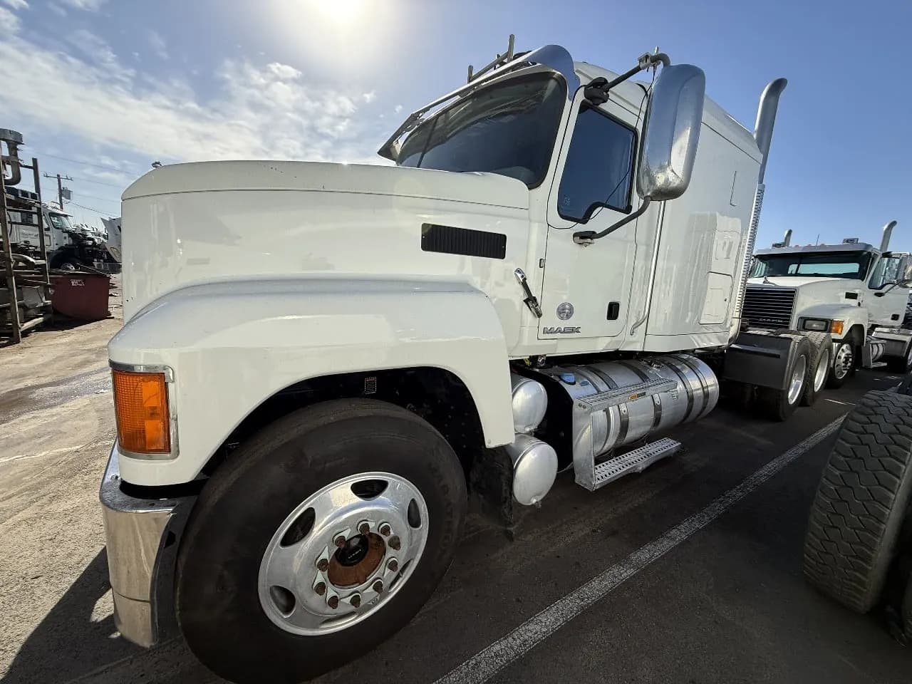 2018 Mack CHU613 Tandem Axle
