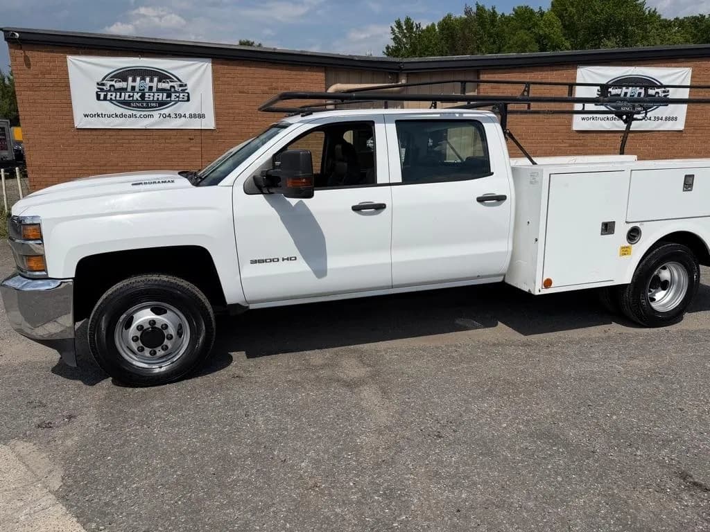 2017 Chevrolet Silverado 3500HD - Pickup