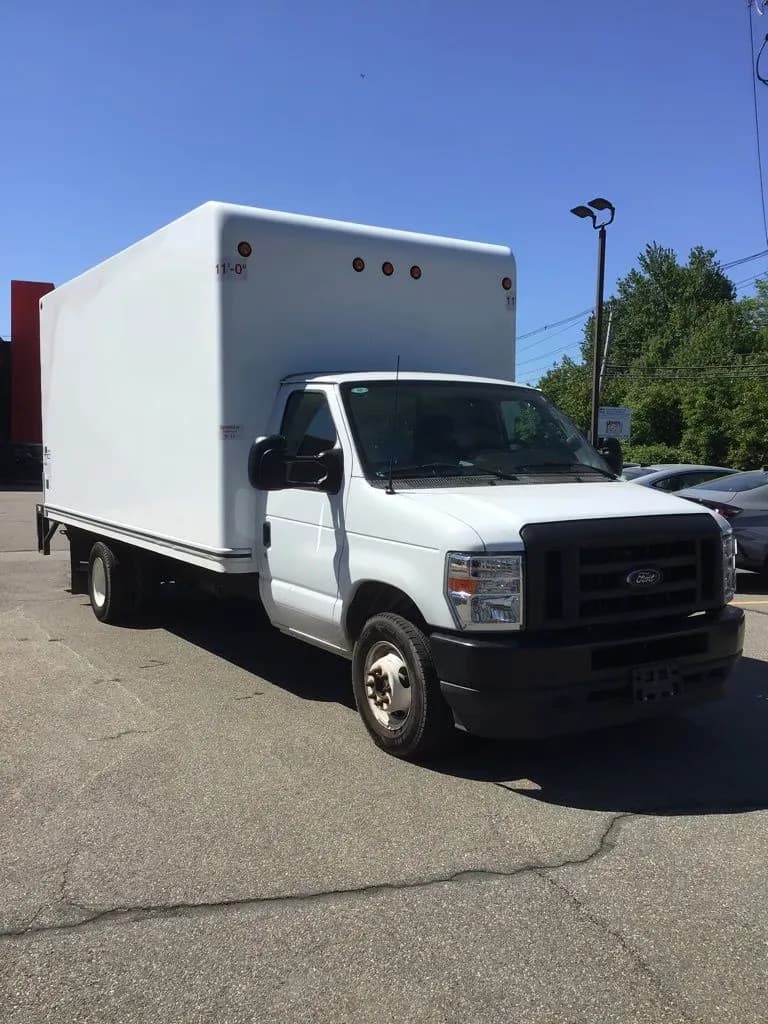 2024 Ford E-350SD - Box