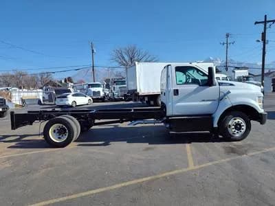 2017 Ford F-650 XLT Cab & Chassis Truck with LOW Pro Tires Low - Chassis