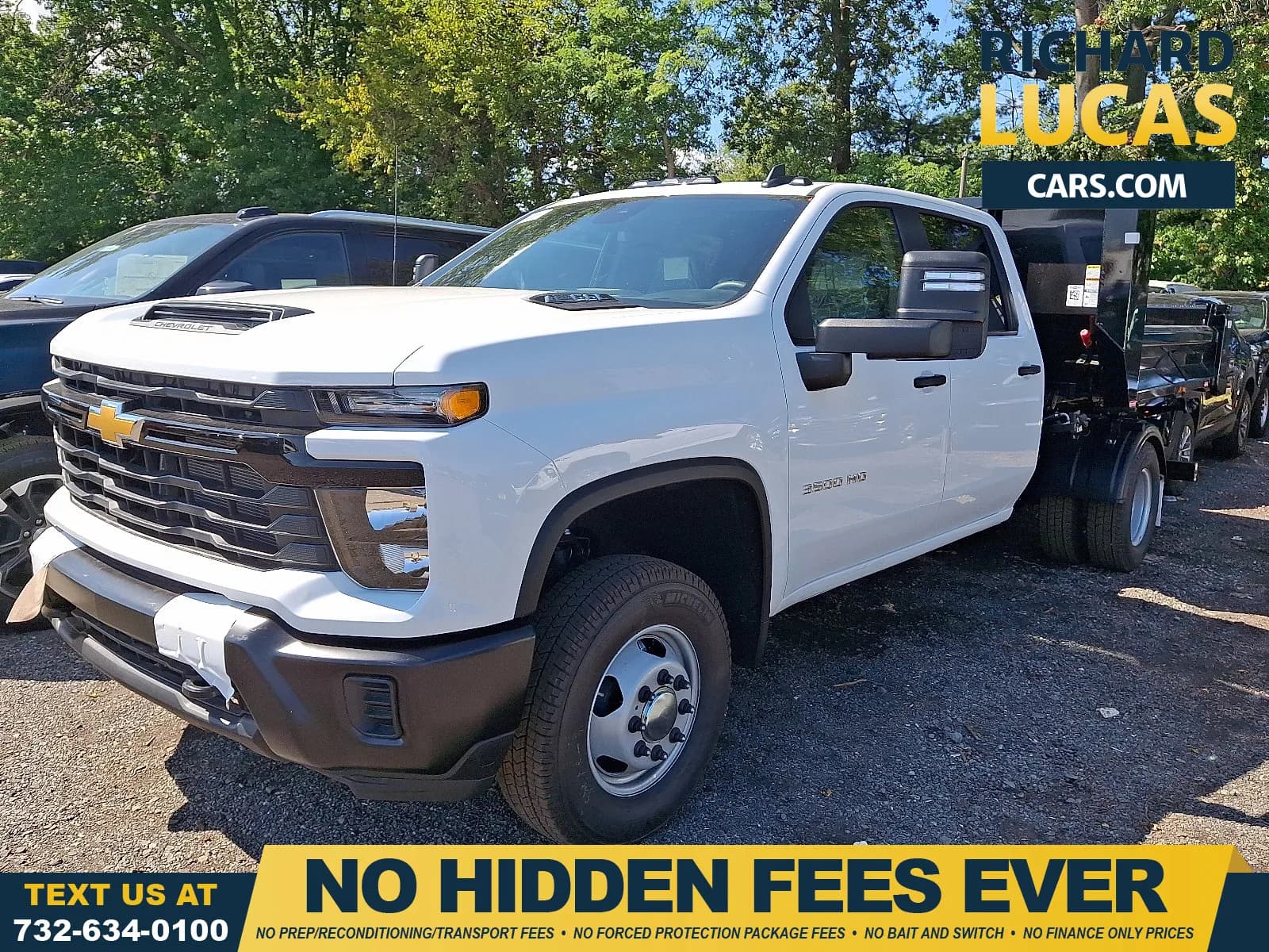 2025 Chevrolet Silverado 3500 Crew Cab - Dump