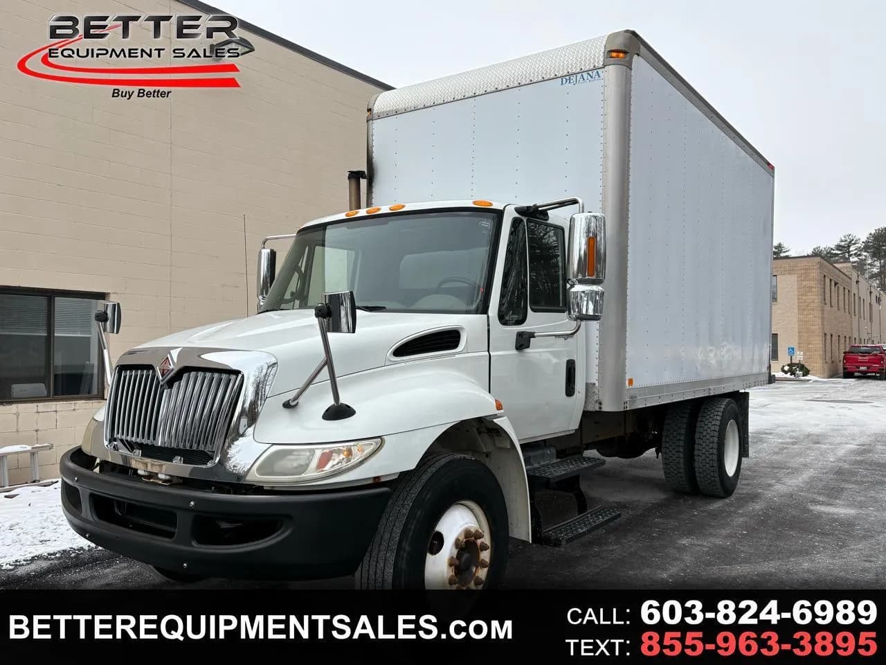 2011 International 4300 - Box