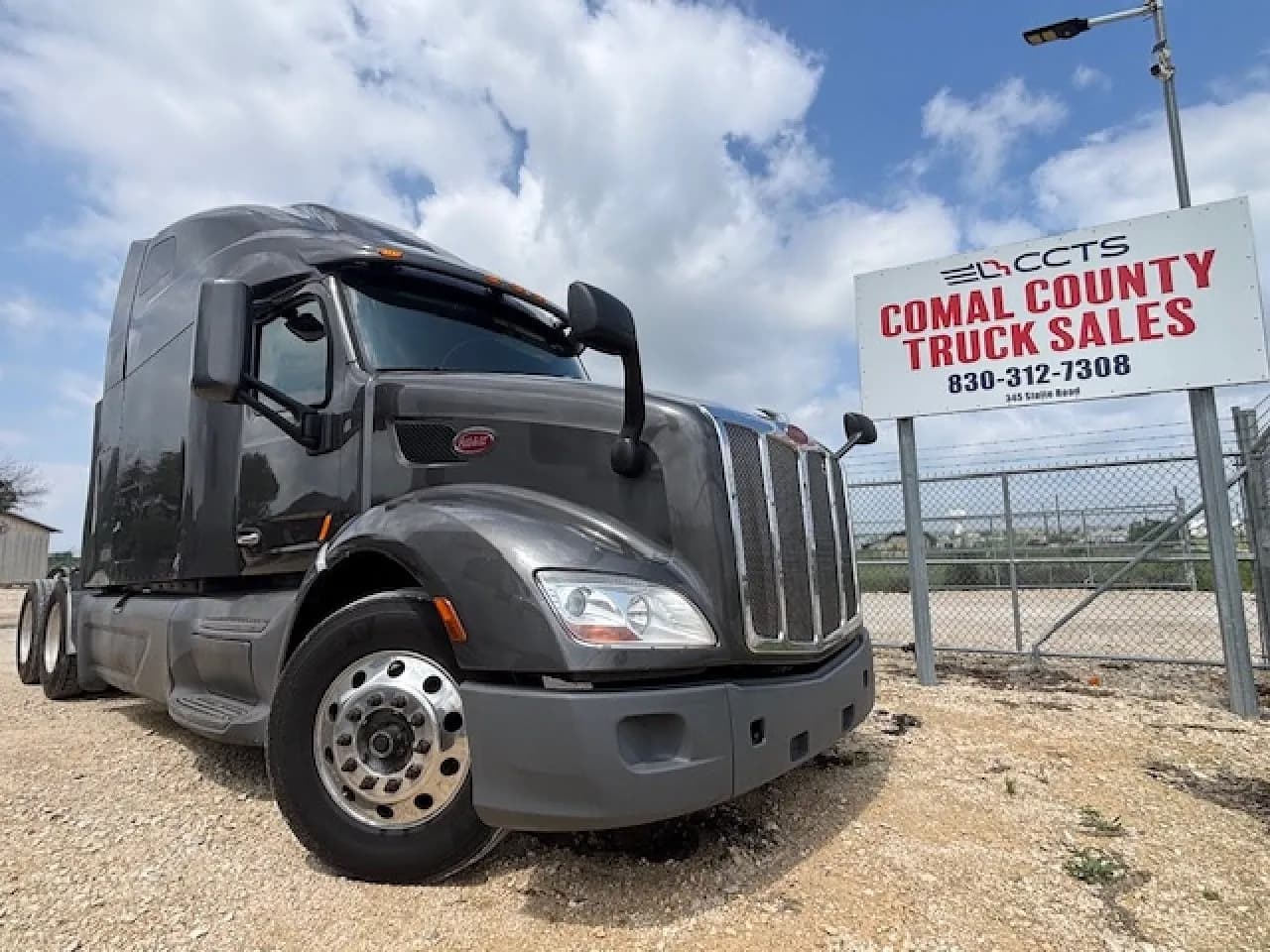 2019 Peterbilt 579 - Sleeper