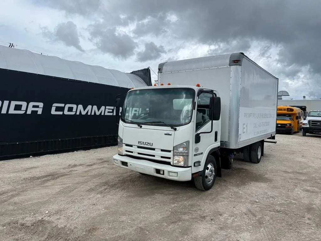 2015 Isuzu NPR 16'