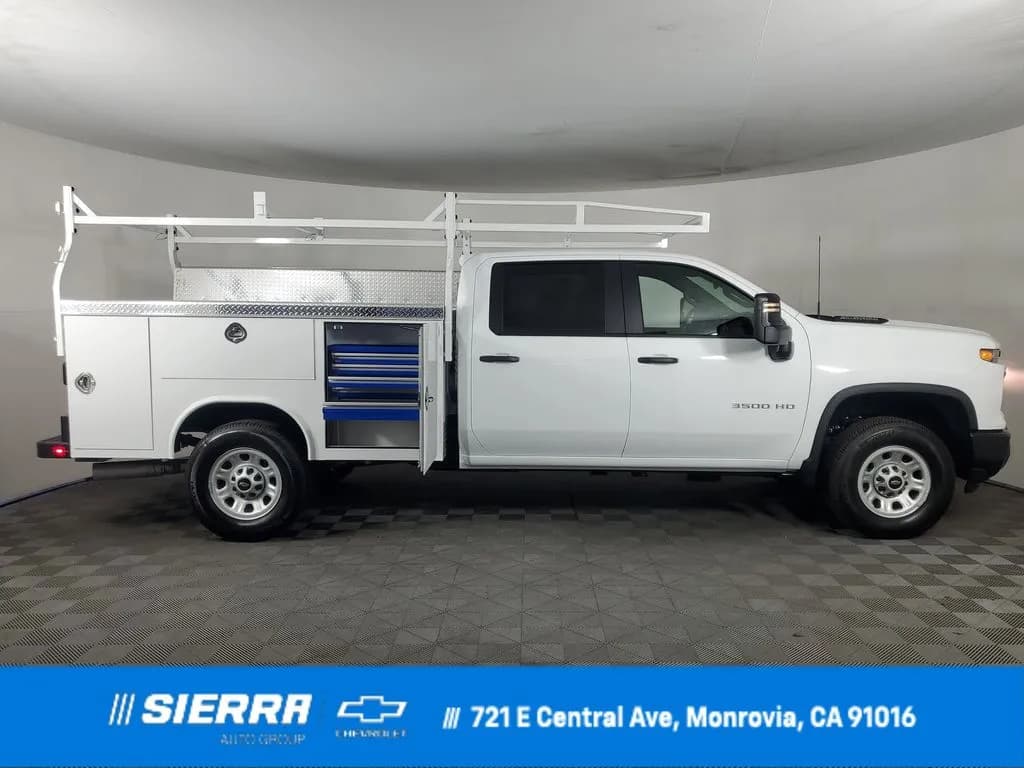 2026 Chevrolet Silverado 3500 Crew Cab