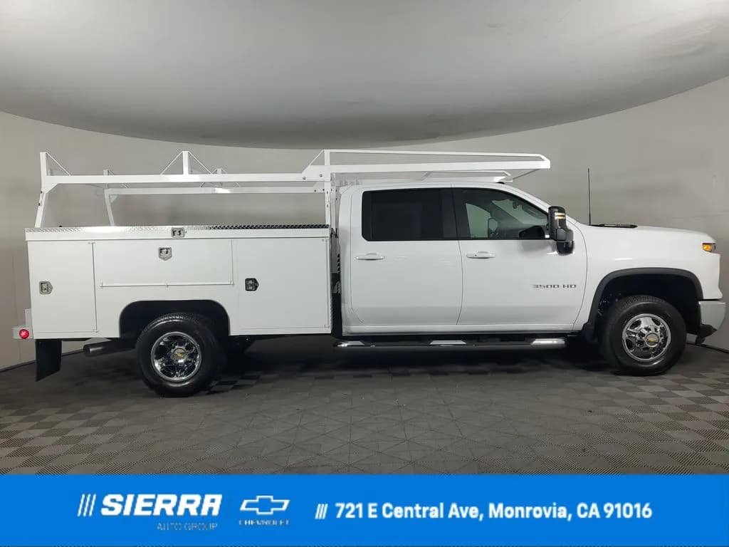2026 Chevrolet Silverado 3500 Crew Cab