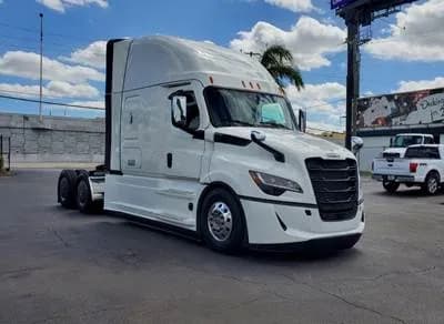 2027 Freightliner Cascadia - Sleeper