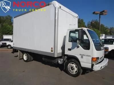 2005 Isuzu NRR 16' - Box