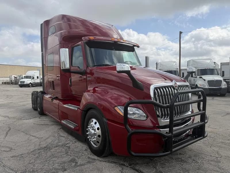 2024 International LT625