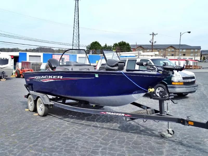 2021 Tracker Pro Guide V-175
