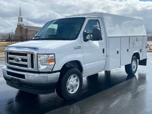 2025 Ford E-350 - Service