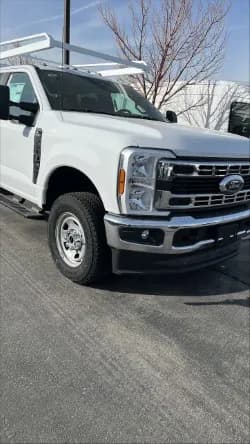 2026 Ford F-350 Crew Cab - Service