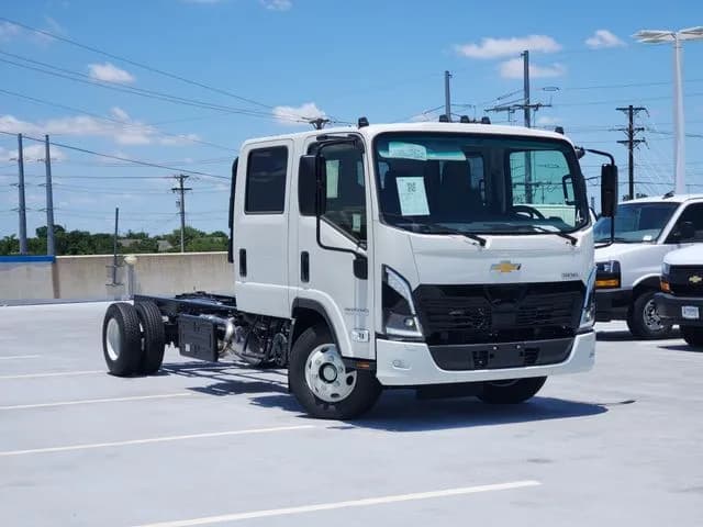 2025 Chevrolet LCF 4500HD Crew Cab - Chassis