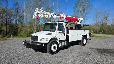 2019 Freightliner M2 106
