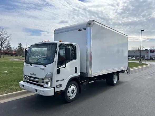2026 Isuzu NPR HD