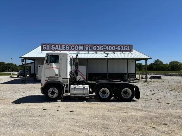 1994 Freightliner FLB COE