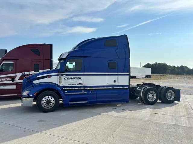 2022 Peterbilt 579 - Sleeper
