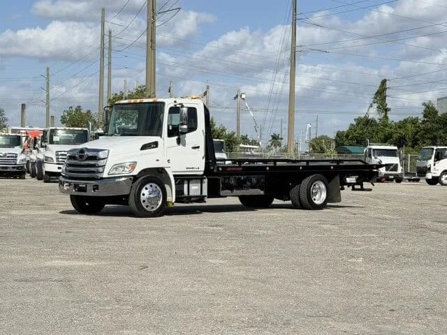 2024 Hino L6