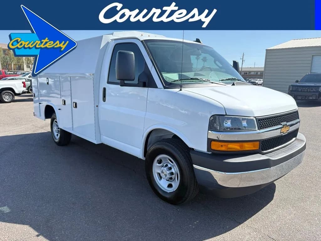 2026 Chevrolet Express 3500 - Service