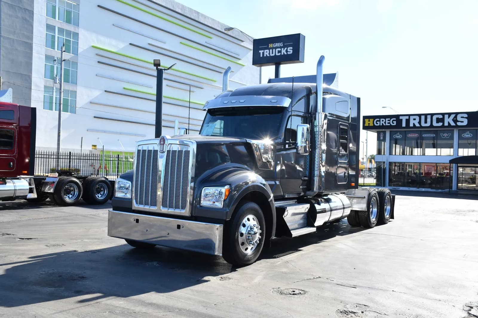 2023 Kenworth W990 - Sleeper