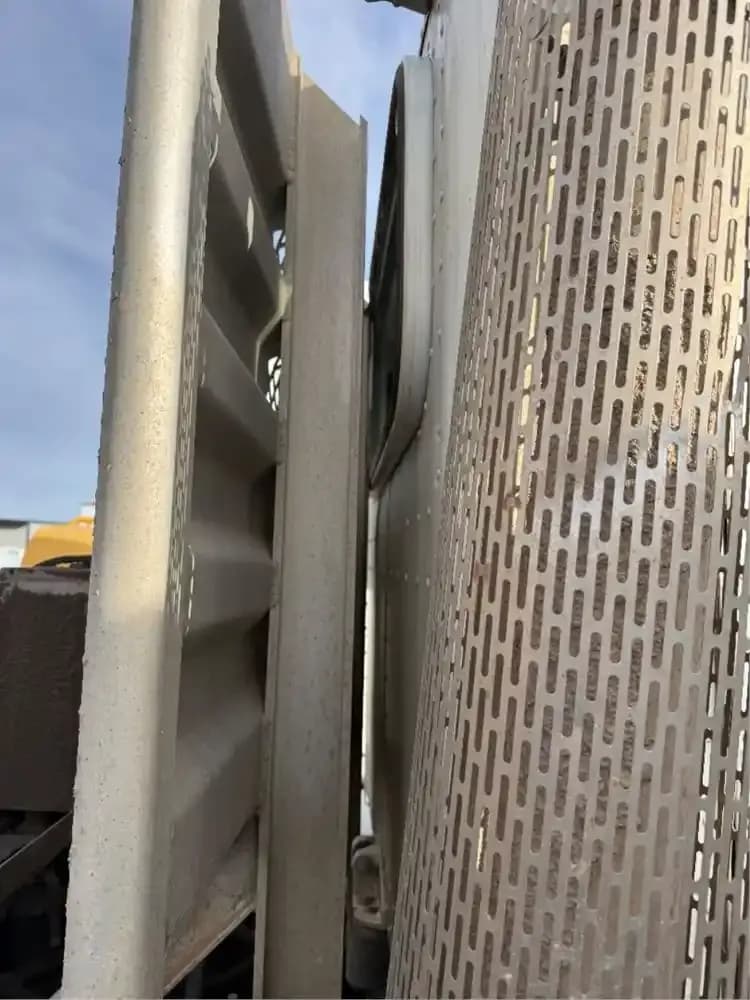 2019 Peterbilt 367 Cab