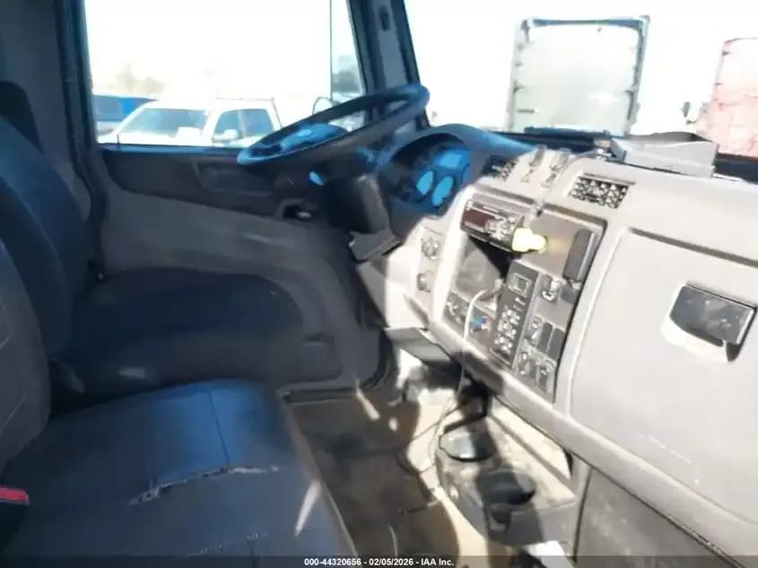 2018 Peterbilt 337 Truck Delivery - Lot #41726 - Vans