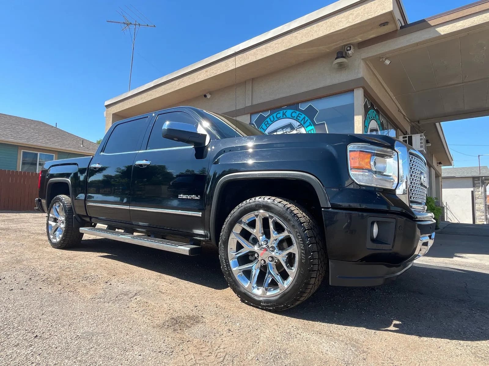 2015 GMC Sierra 1500 Denali - Pickup