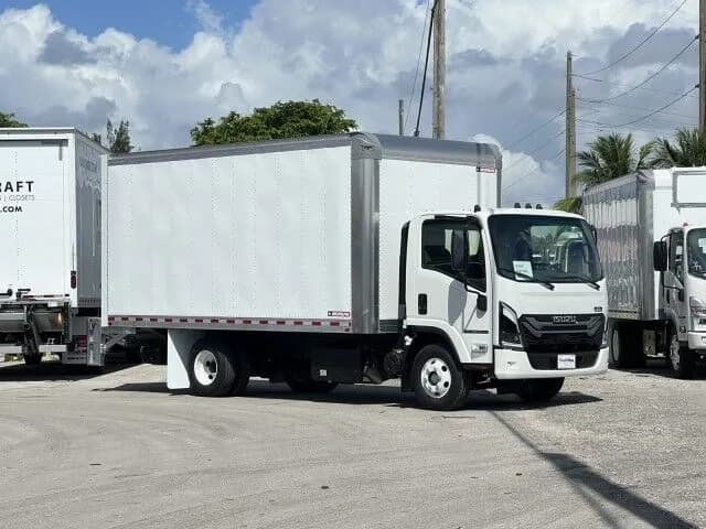 2026 Isuzu NPR-XD