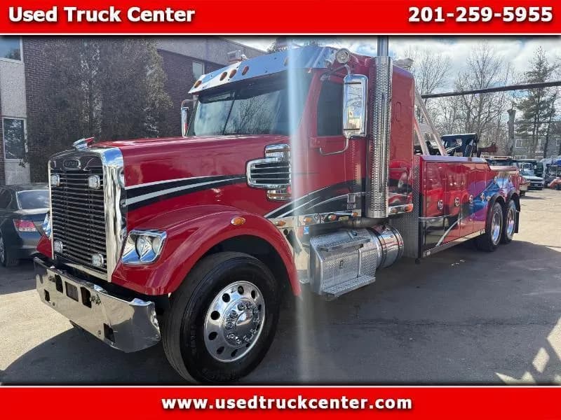 2020 Freightliner Columbia