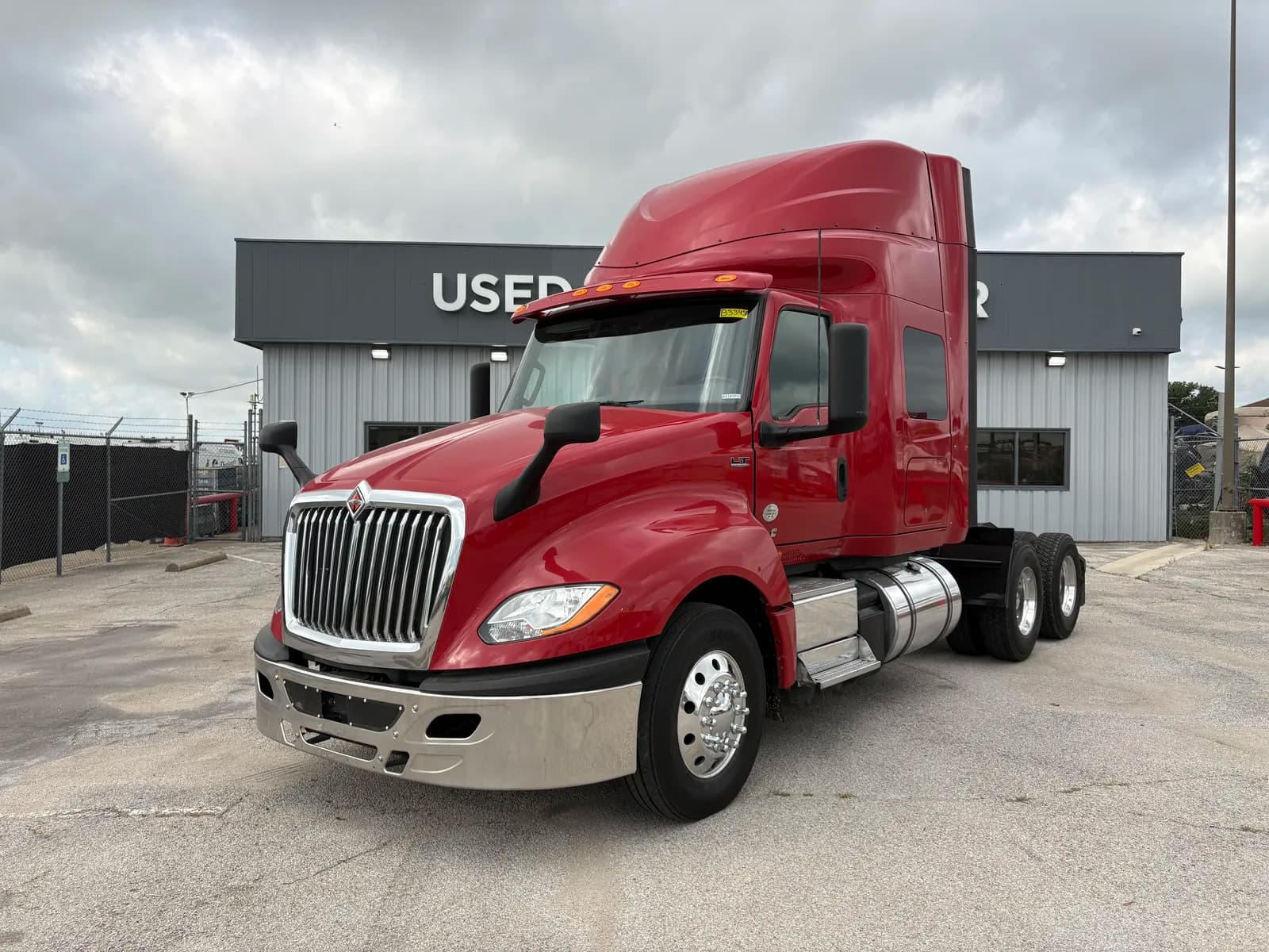 2022 International LT - - Sleeper
