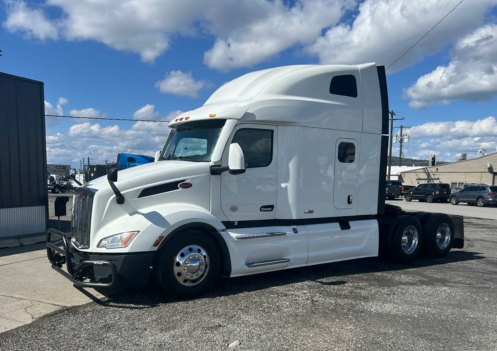 2022 Peterbilt 579 - - Sleeper