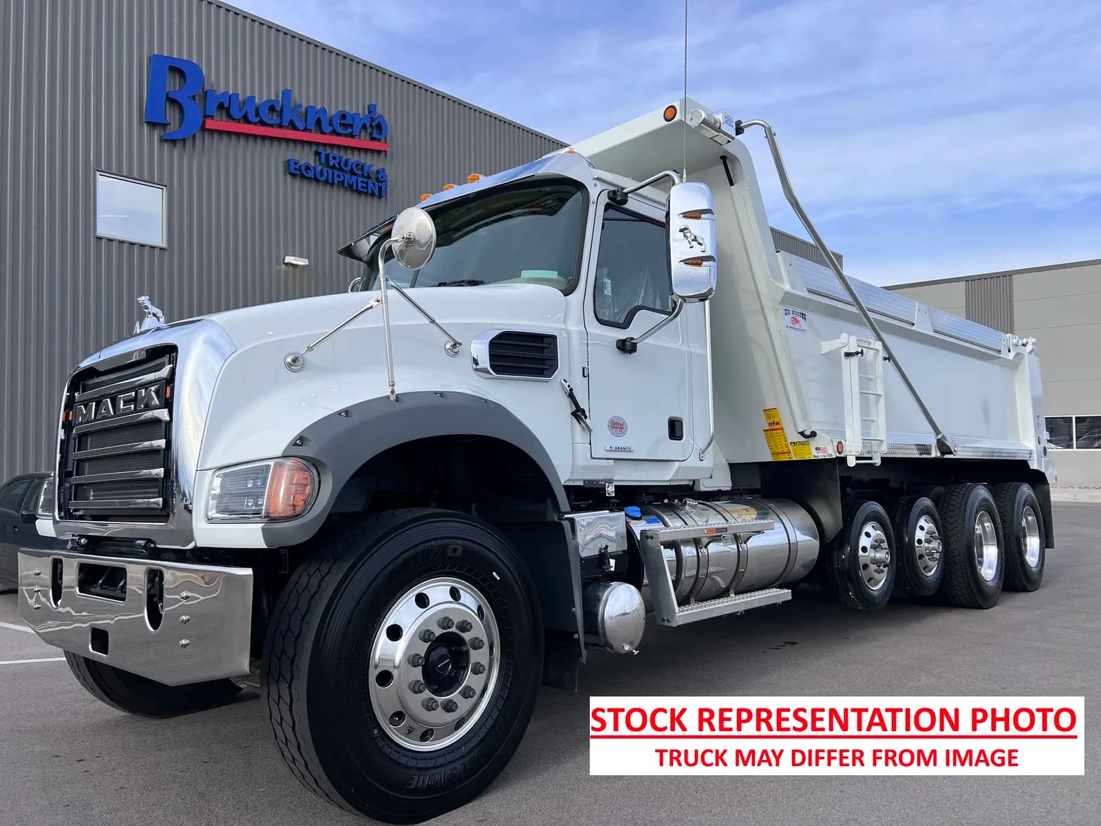 2027 Mack GR64F