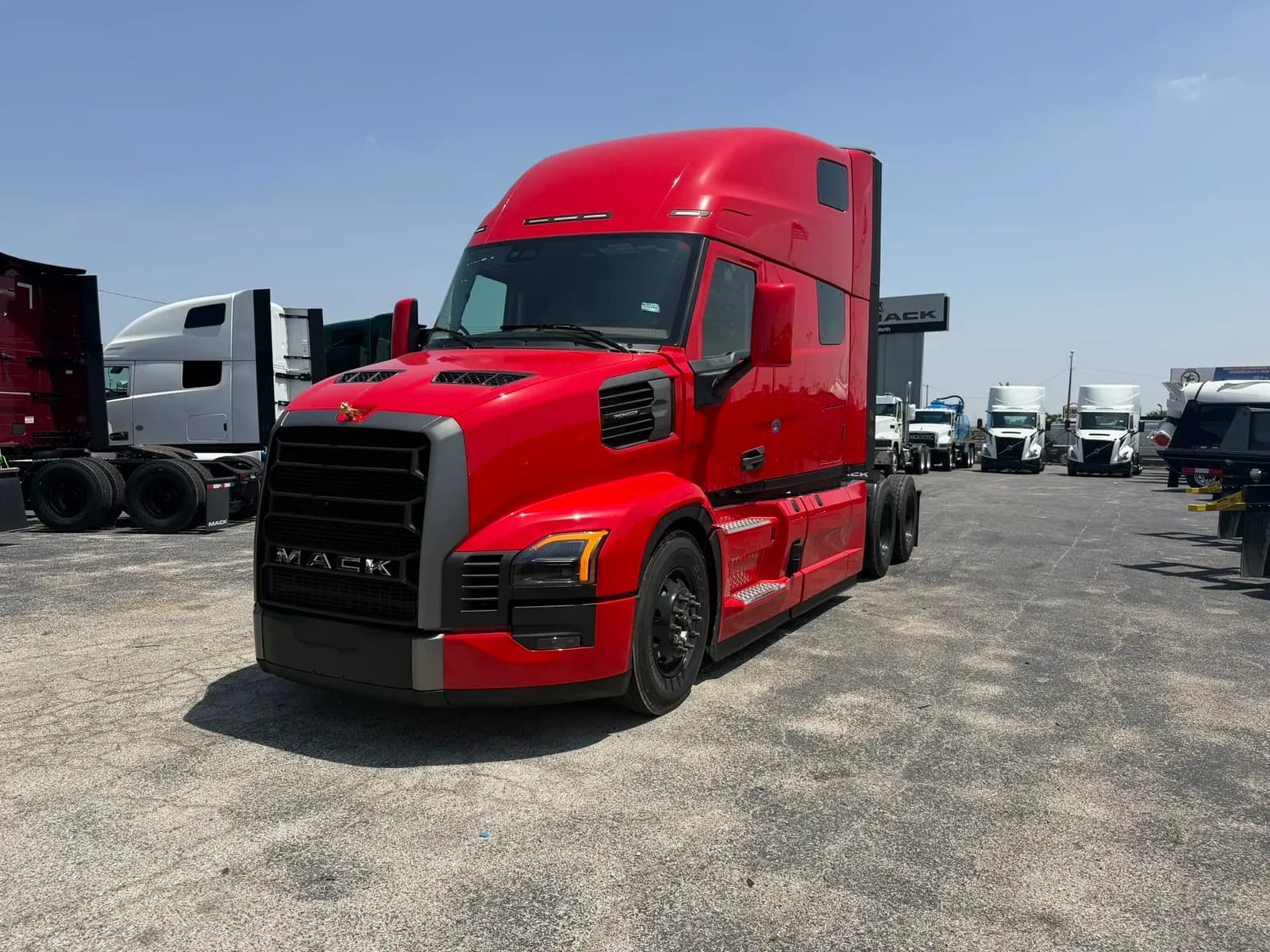 2027 Mack PR64T76H - Sleeper