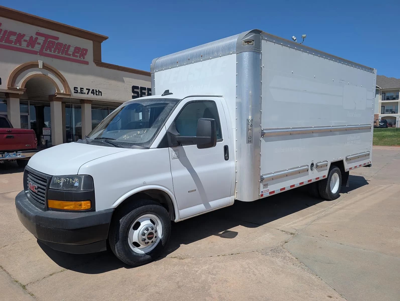 2021 GMC Savana 3500