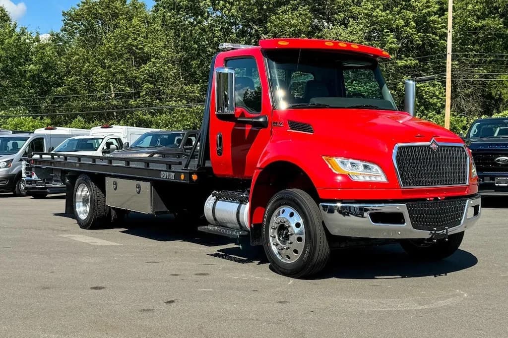 2025 International MV607